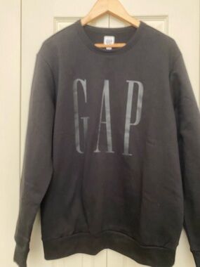 GAP Men's Dark Gray Logo Crewneck Sweatshirt